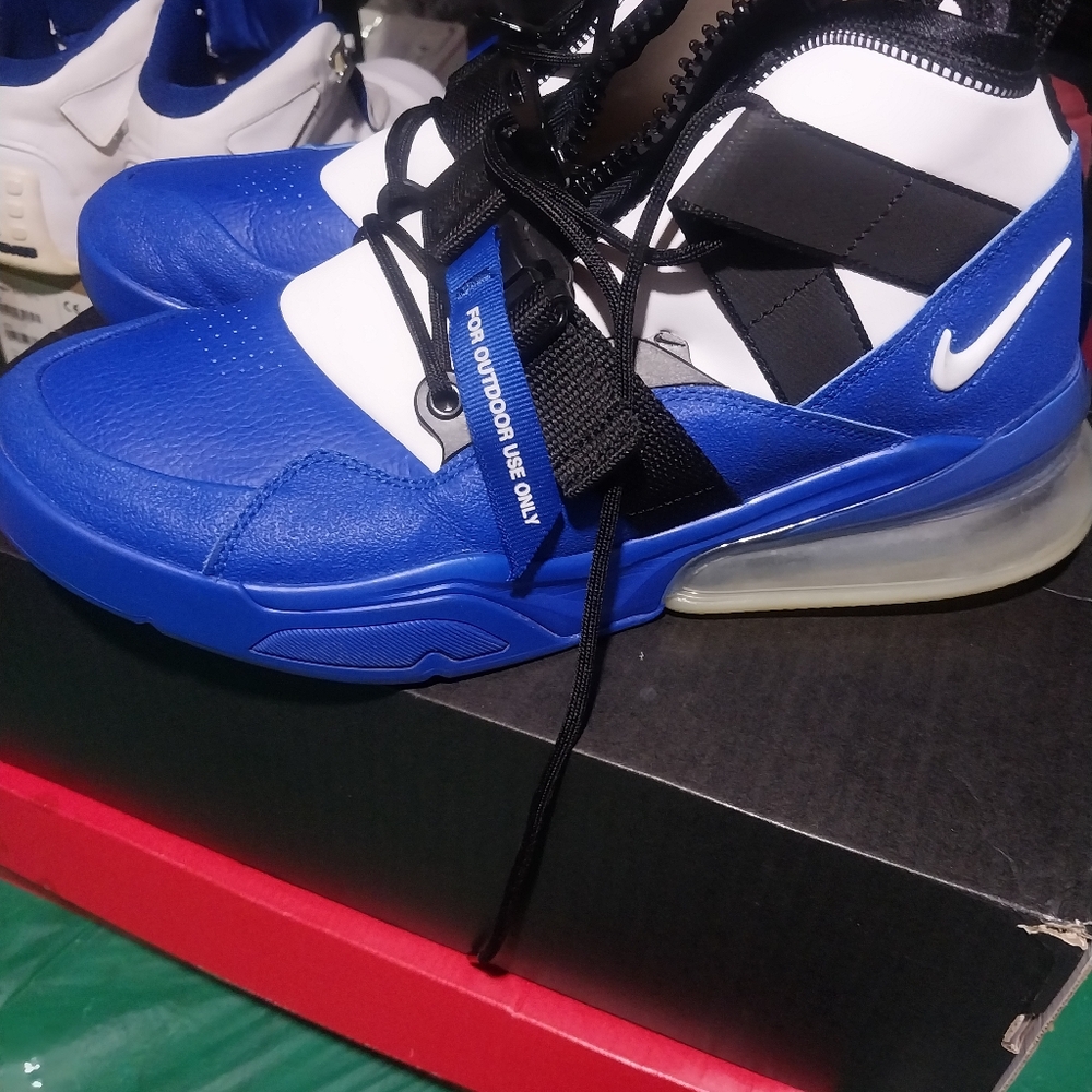 AIR FORCE 270 - Picture 7 of 7